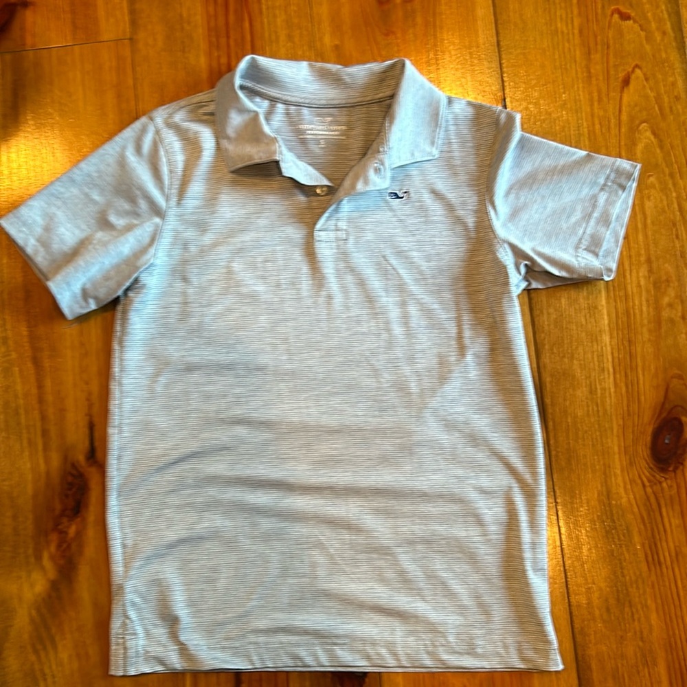 Vineyard Vines boys performance polo. Size small